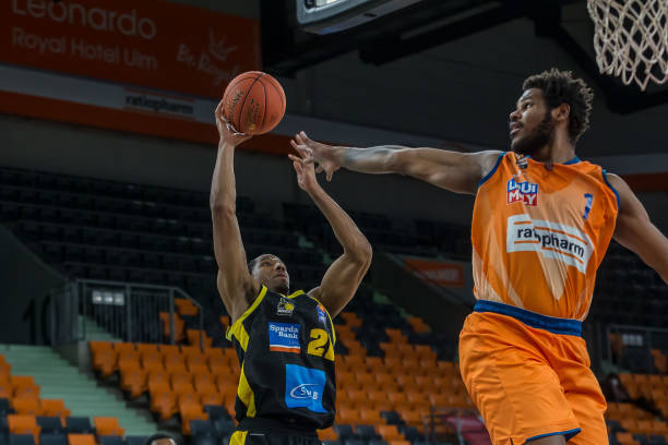 愧的女子单 愧的女子单